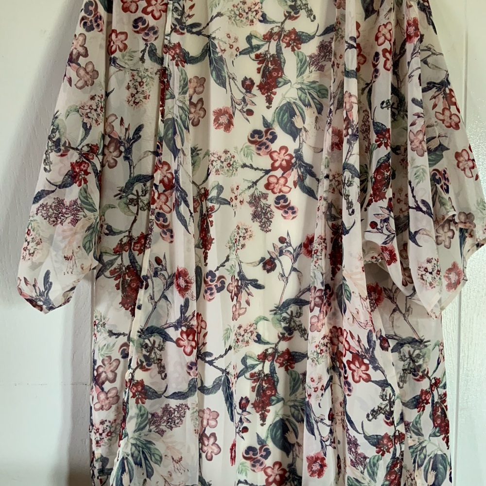 Floral Sheer Kimono-LuLaRoe size Small